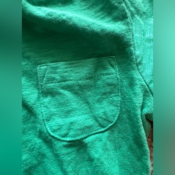 Old Navy 6-12M Onesie and Ruffle Pant Set - Picture 4 of 7